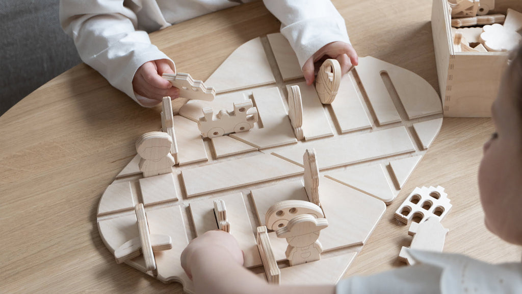 Verrijk de speelervaring van je kind met de Zweedse Speelplaat voor de IKEA FLISAT Speeltafel